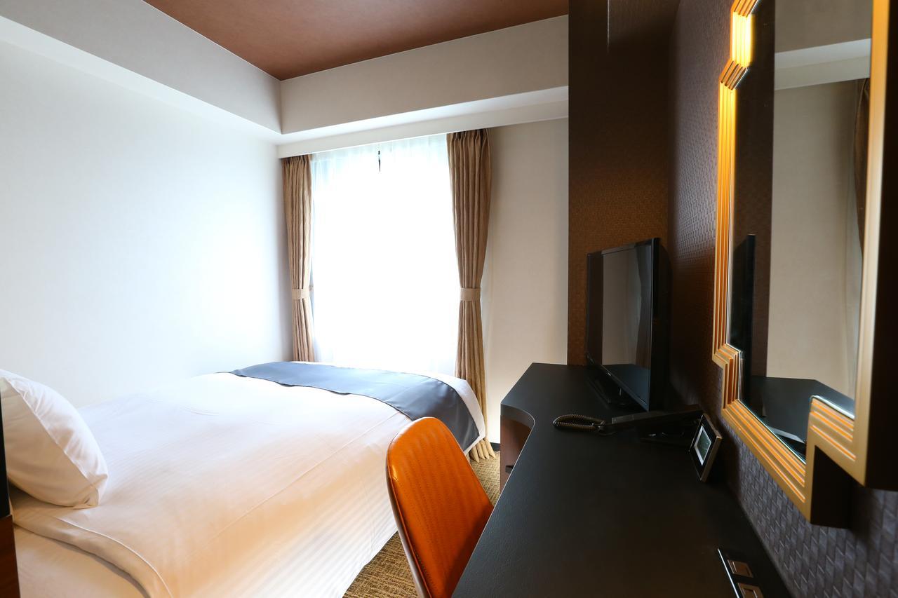 Hotel Wing International Select Osaka Umeda Екстериор снимка